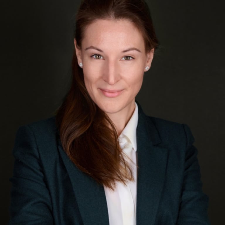 Isabelle Gengler - French doctor in  